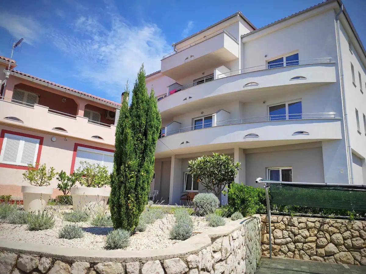 Apartamento Avada Premium Novalja Exterior foto
